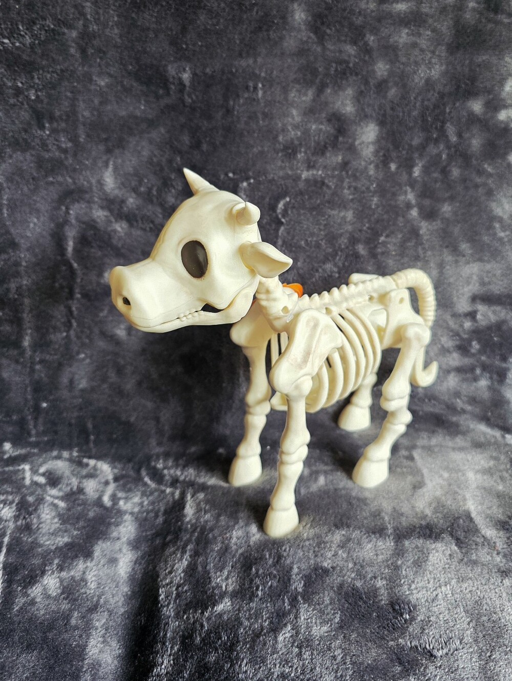New Skeleton Halloween Decoration Skeleton Statue Halloween Cow Skeleton Decor